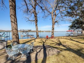 400  Driftwood Court , Azle Texas 76020