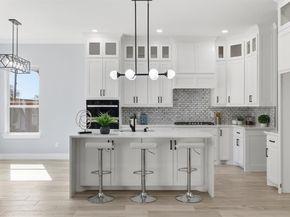 707  Ross Trail , Arlington Texas 76012