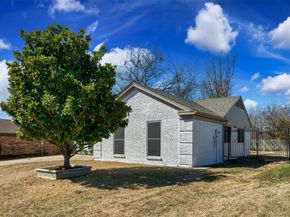 7405  Shadow Bend Drive , Fort Worth Texas 76137