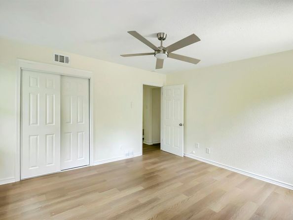 11624  Tuscany Way , Dallas Texas 75218