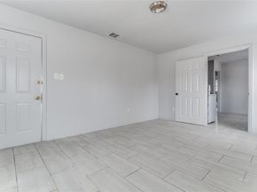 7909  Wanebe Drive , Dallas Texas 75235