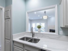 14277  PRESTON Road  723, Dallas Texas 75254