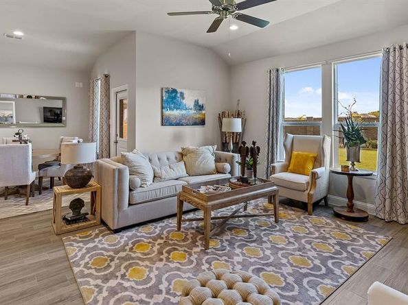 2601  STARLING Street , Denton Texas 76205