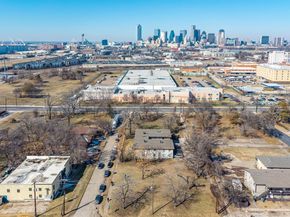 2718  Cleveland Street , Dallas Texas 75215