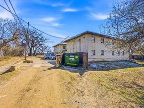 2718  Cleveland Street , Dallas Texas 75215