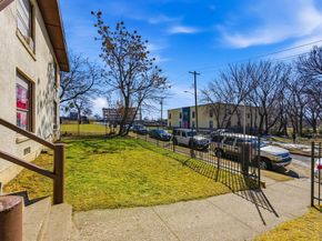 2718  Cleveland Street , Dallas Texas 75215