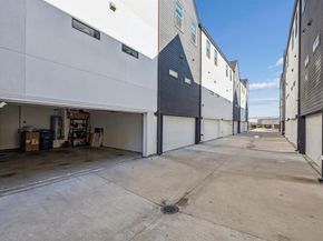 1147 N Madison Avenue  107, Dallas Texas 75208