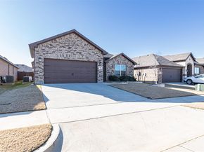 706  Presidio Street , Aubrey Texas 76227