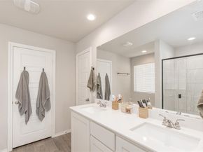 706  Presidio Street , Aubrey Texas 76227