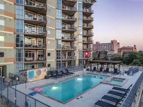 1001  Belleview Street  305, Dallas Texas 75215