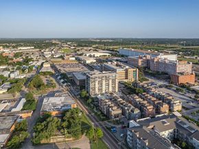 1001  Belleview Street  305, Dallas Texas 75215