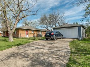 10000  Olmos Drive , Dallas Texas 75218