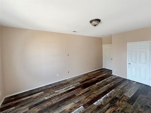 1203  Whitecreek Drive , Glenn Heights Texas 75154