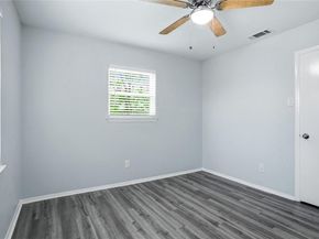 2823  Ermine Way , Farmers Branch Texas 75234