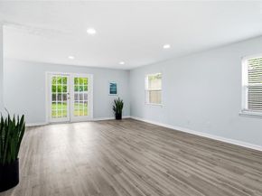 2823  Ermine Way , Farmers Branch Texas 75234