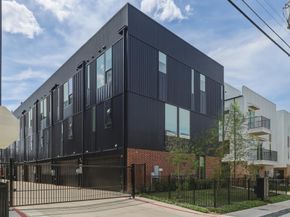 4751  Pacer Court , Dallas Texas 75204