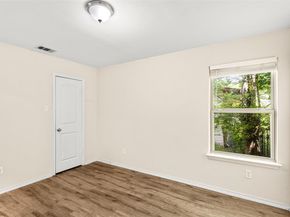 2836  Kilburn Avenue , Dallas Texas 75216