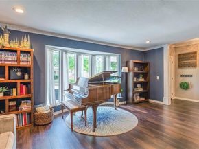 1100  Byron Lane , Arlington Texas 76012
