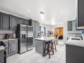 333  Sparks Street , Grand Prairie Texas 75051