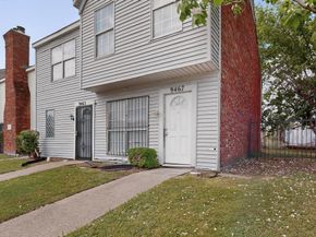 9467  Olde Towne Row , Dallas Texas 75227