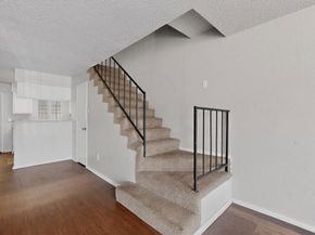 9467  Olde Towne Row , Dallas Texas 75227