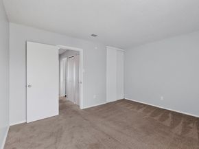 9467  Olde Towne Row , Dallas Texas 75227