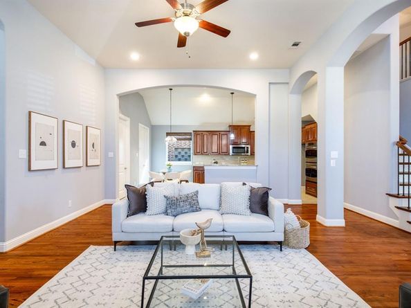 5534  Dearborn Lane , Garland Texas 75040