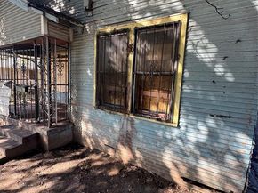 3827  Frank Street , Dallas Texas 75210