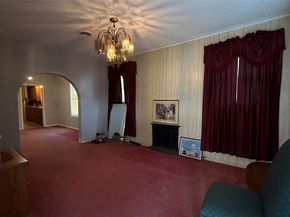 1139 N Bagley Street , Dallas Texas 75211