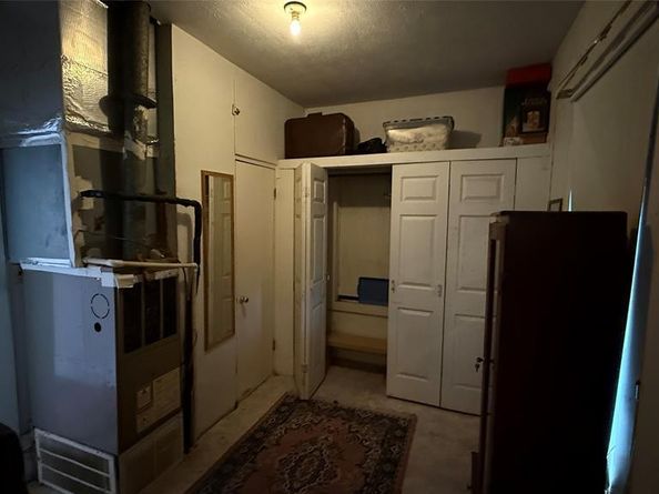 1139 N Bagley Street , Dallas Texas 75211