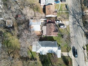 1139 N Bagley Street , Dallas Texas 75211