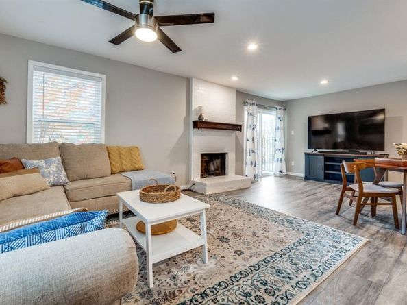 6900  Skillman Street  109, Dallas Texas 75231