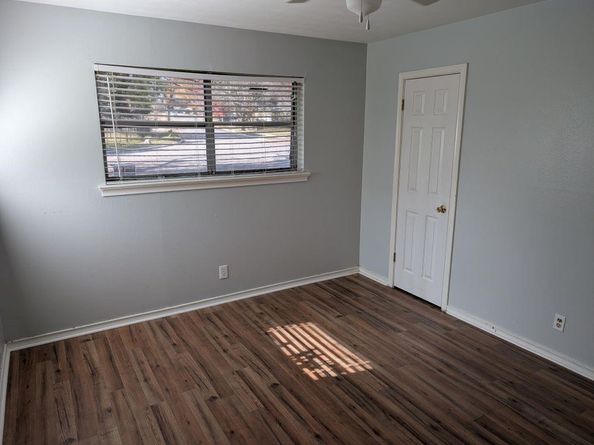 8747  Mosswood Drive , Dallas Texas 75227