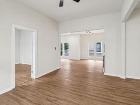 403 S Willomet Avenue , Dallas Texas 75208