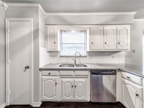 430  Brookfield Drive , Garland Texas 75040