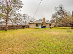 1105  Holly Court , Benbrook Texas 76126