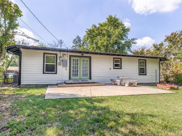 2417  San Paula Avenue , Dallas Texas 75228