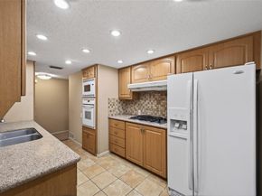 2801  Vancouver Street , Irving Texas 75062