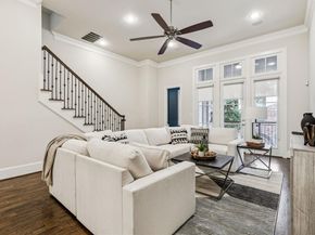 2138  Aylesport Drive , Dallas Texas 75201