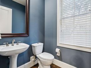 2138  Aylesport Drive , Dallas Texas 75201