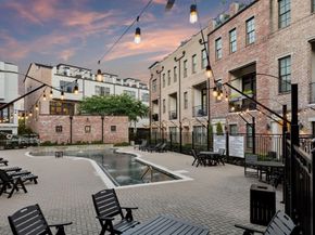 2138  Aylesport Drive , Dallas Texas 75201