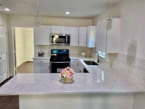 3001  ROSS Avenue , Fort Worth Texas 76106