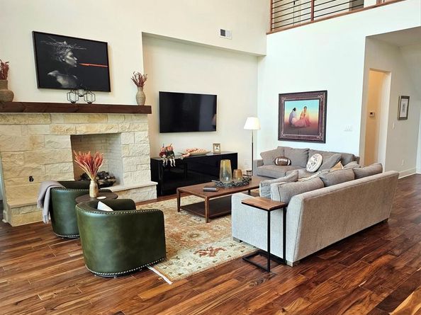 608  Redbud Court , Cedar Hill Texas 75104