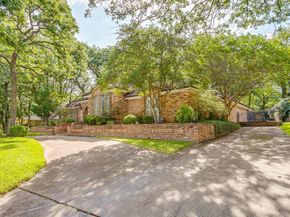 116  Robinwood Lane , Azle Texas 76020