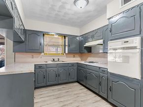 927  Poinsettia Drive , Lancaster Texas 75146