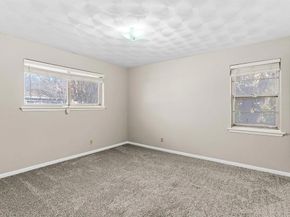 927  Poinsettia Drive , Lancaster Texas 75146