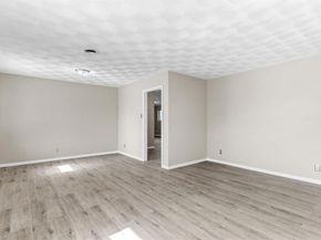 927  Poinsettia Drive , Lancaster Texas 75146