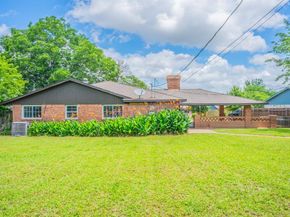 2652  Bluebird Lane , Mesquite Texas 75149