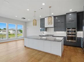 1918  Noe Boulevard , Heath Texas 75126
