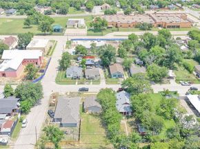 3504  Strong Avenue , Fort Worth Texas 76105